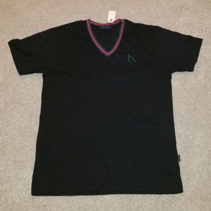 LX V-neck Shirt
